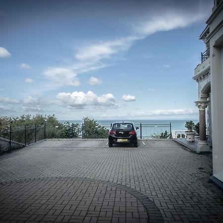 Victorian Penthouse With Panoramic Sea Views Leilighet Ilfracombe Eksteriør bilde