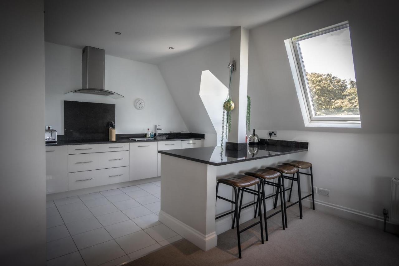 Victorian Penthouse With Panoramic Sea Views Leilighet Ilfracombe Eksteriør bilde